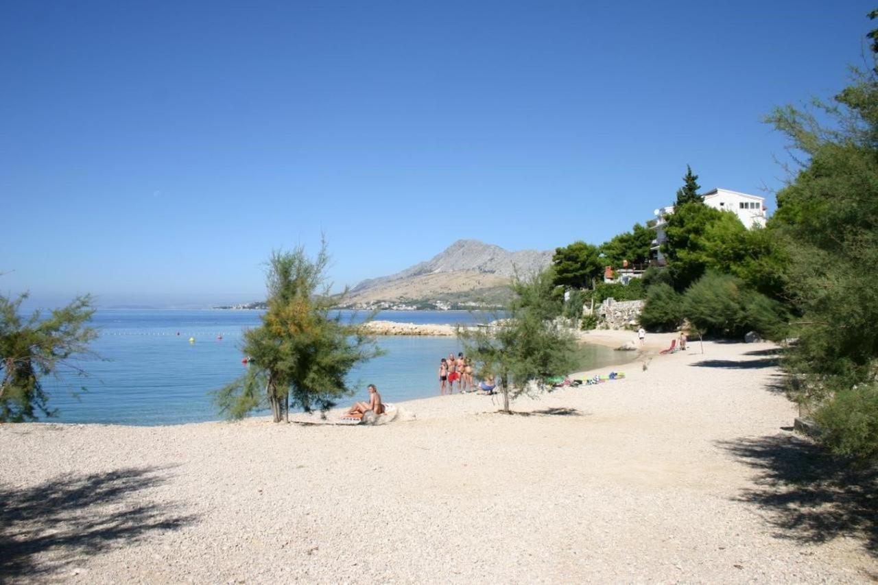 Apartments Boris Omis Exterior photo